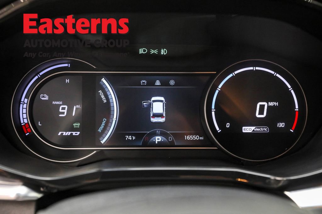 Used 2022 Kia Niro EX w/ Cold Weather Package image 18