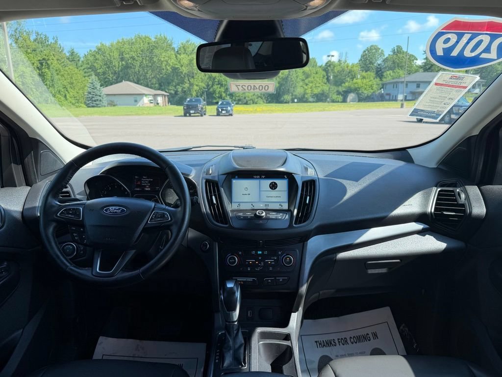 Used 2019 Ford Escape SEL w/ Ford Safe & Smart Package AWD/4WD image 4