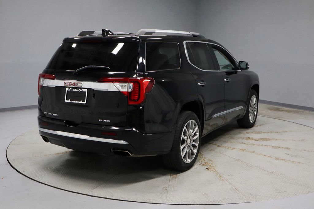 Used 2023 GMC Acadia Denali w/ Denali Ultimate Package AWD/4WD image 11