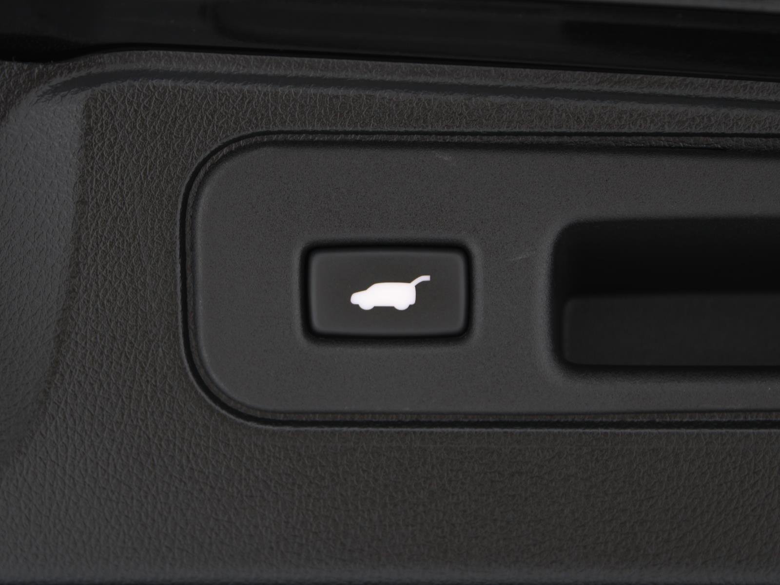 Certified 2024 Honda Passport EX-L image 9