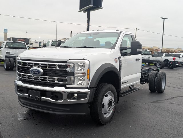New 2026 Ford F550 4x4 Regular Cab Super Duty image 3