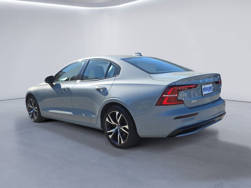 Certified 2024 Volvo S60 B5 Core image 5