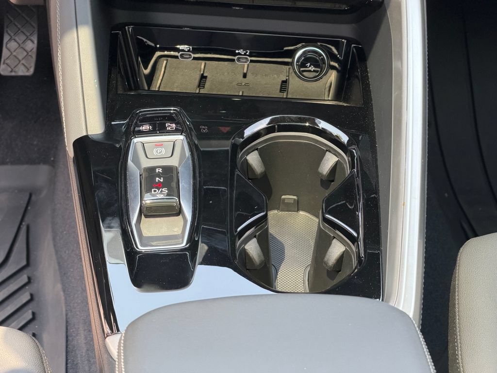 Used 2025 Audi Q5 Premium w/ Convenience Package AWD/4WD image 22