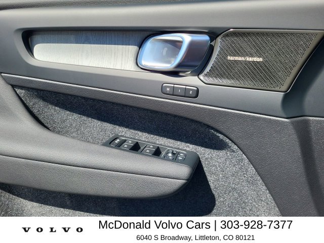 New 2026 Volvo XC40 B5 Ultra w/ Protection Package Premier AWD/4WD image 10