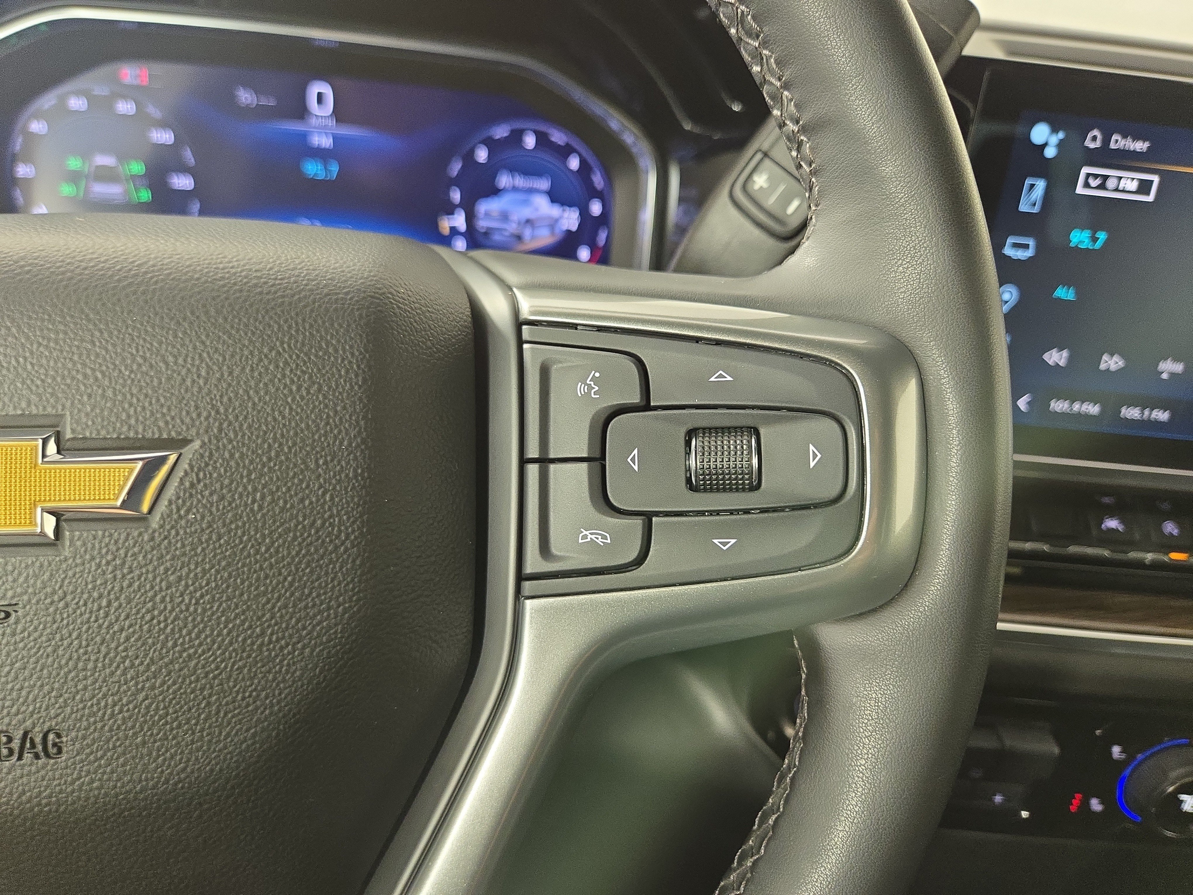 Certified 2024 Chevrolet Silverado 1500 LT w/ Z71 Off-Road Package AWD/4WD image 16