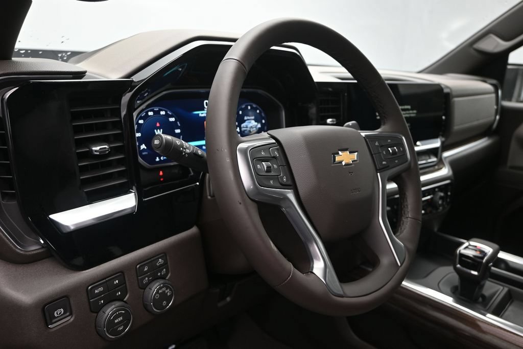 New 2026 Chevrolet Silverado 1500 LT AWD/4WD image 12