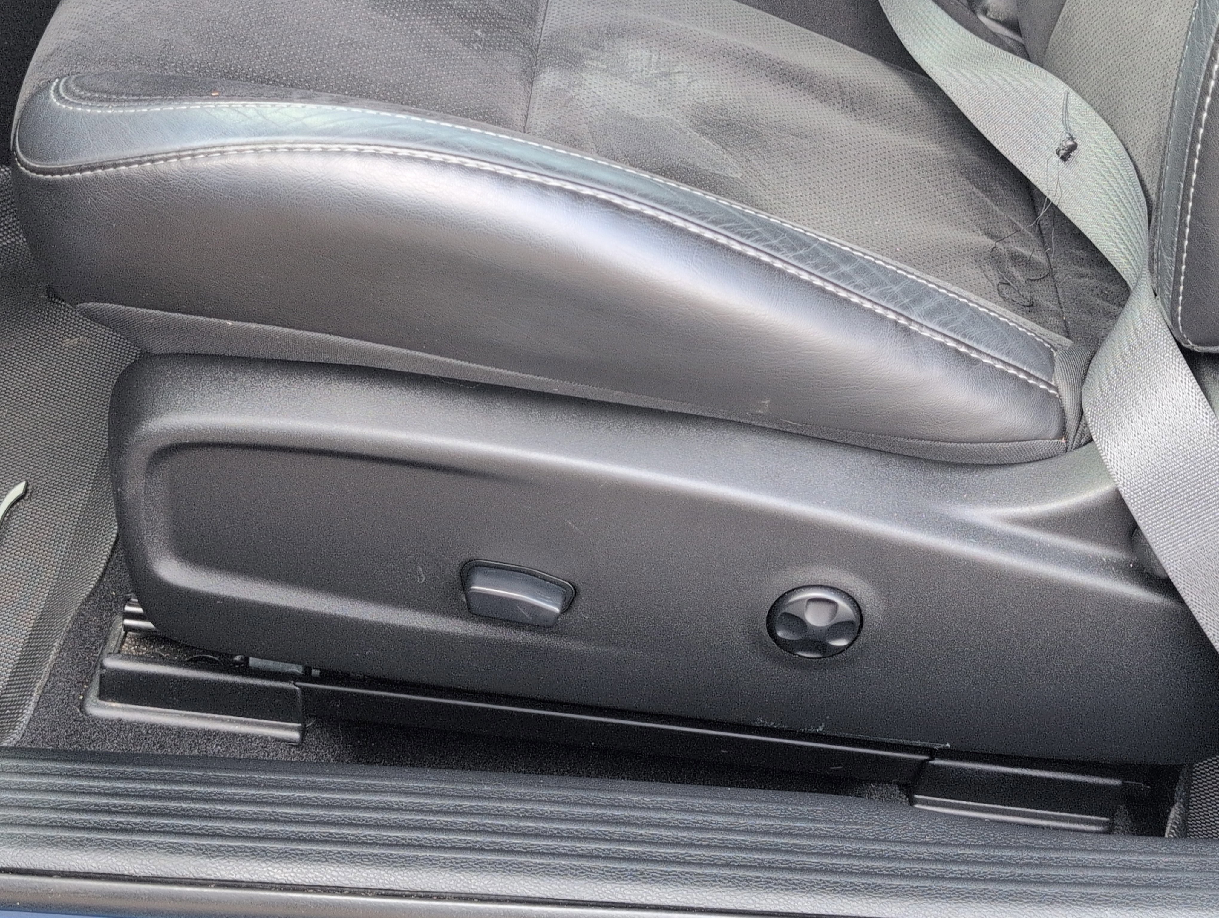 Used 2021 Dodge Challenger R/T Scat Pack w/ Plus Package image 14