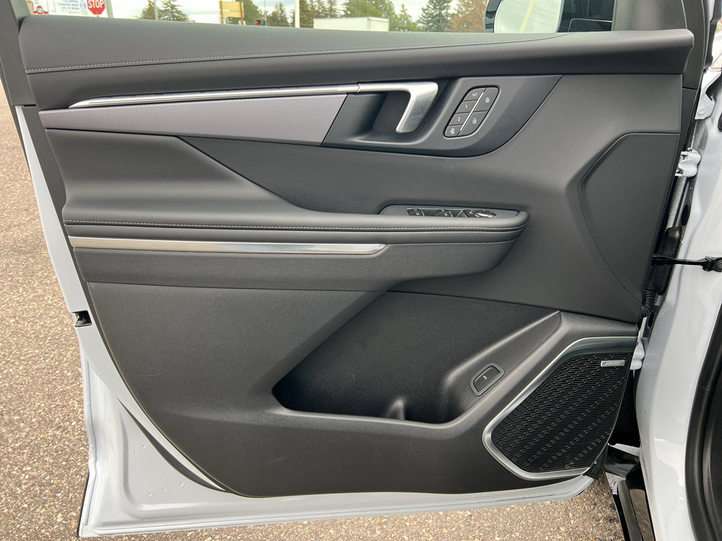 New 2026 Buick Enclave Sport Touring w/ Power Package image 18