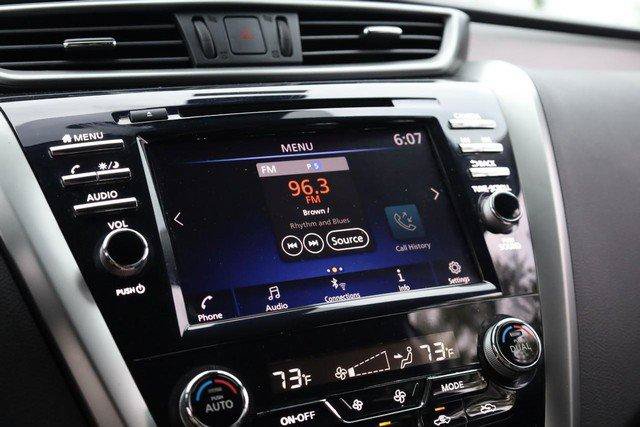 Used 2023 Nissan Murano SV w/ SV Midnight Edition Package FWD image 11