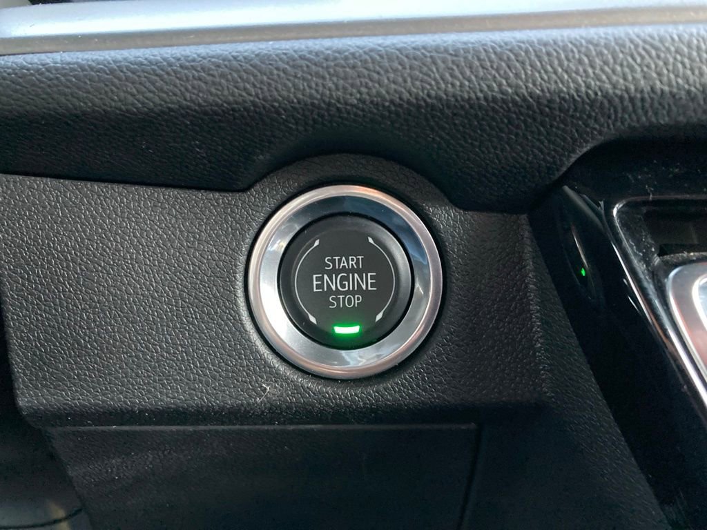 Used 2024 Chevrolet Traverse LT w/ Midnight/Sport Edition image 20