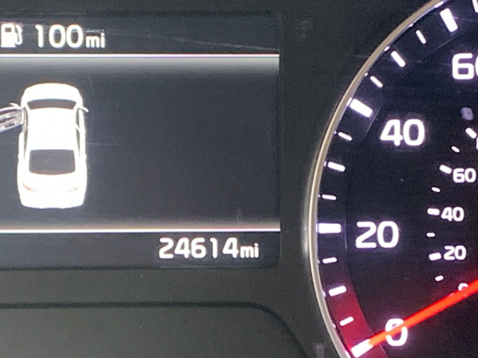 Used 2024 Kia Forte LXS image 9