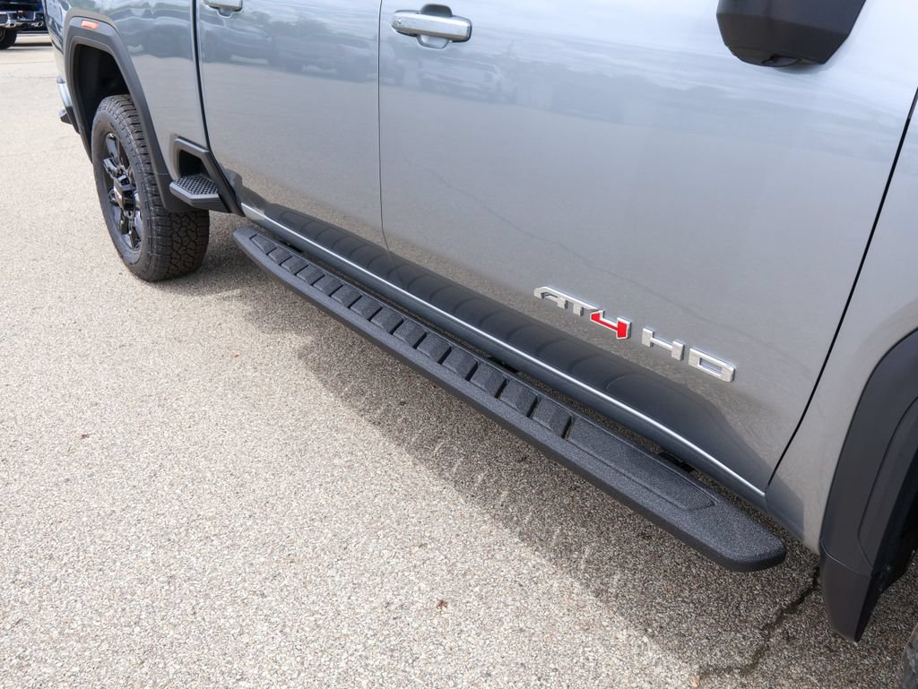 New 2026 GMC Sierra 2500 AT4 w/ AT4 Premium Plus Package AWD/4WD image 8