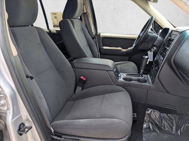 Used 2010 Ford Explorer XLT AWD/4WD image 21
