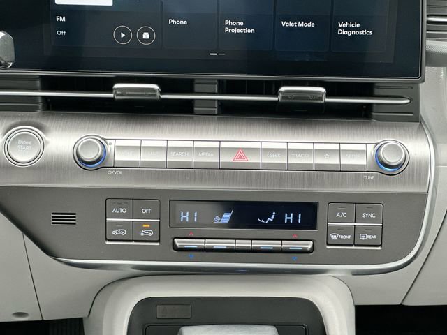 Used 2025 Hyundai Kona SEL image 18