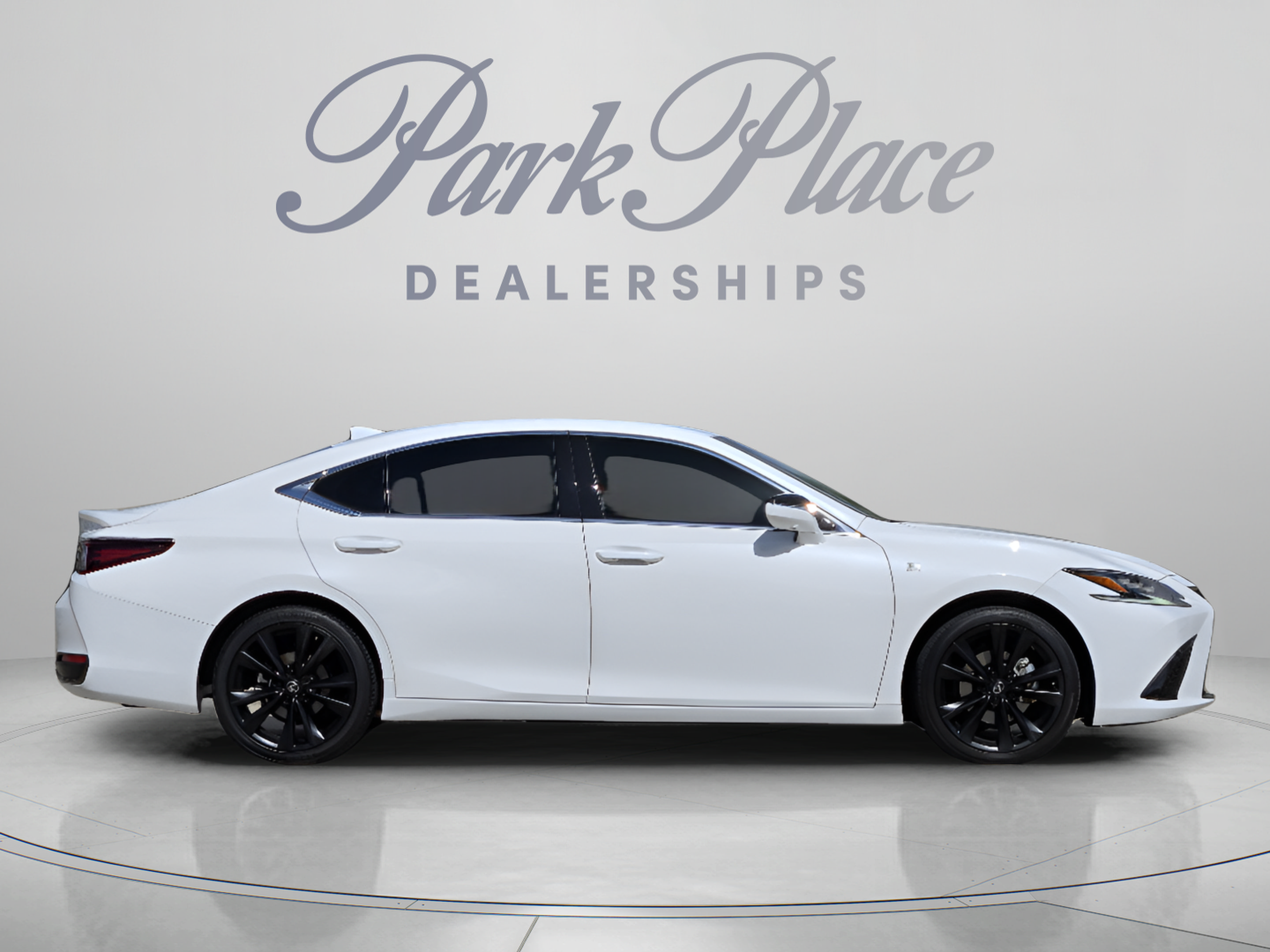 Certified 2024 Lexus ES 300h F Sport w/ Accessory Package (Z2) FWD image 6