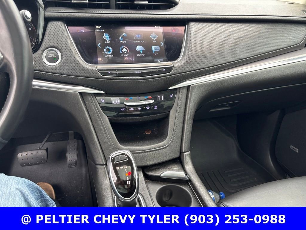 Used 2018 Cadillac XT5 Luxury w/ Driver Awareness Package FWD image 15
