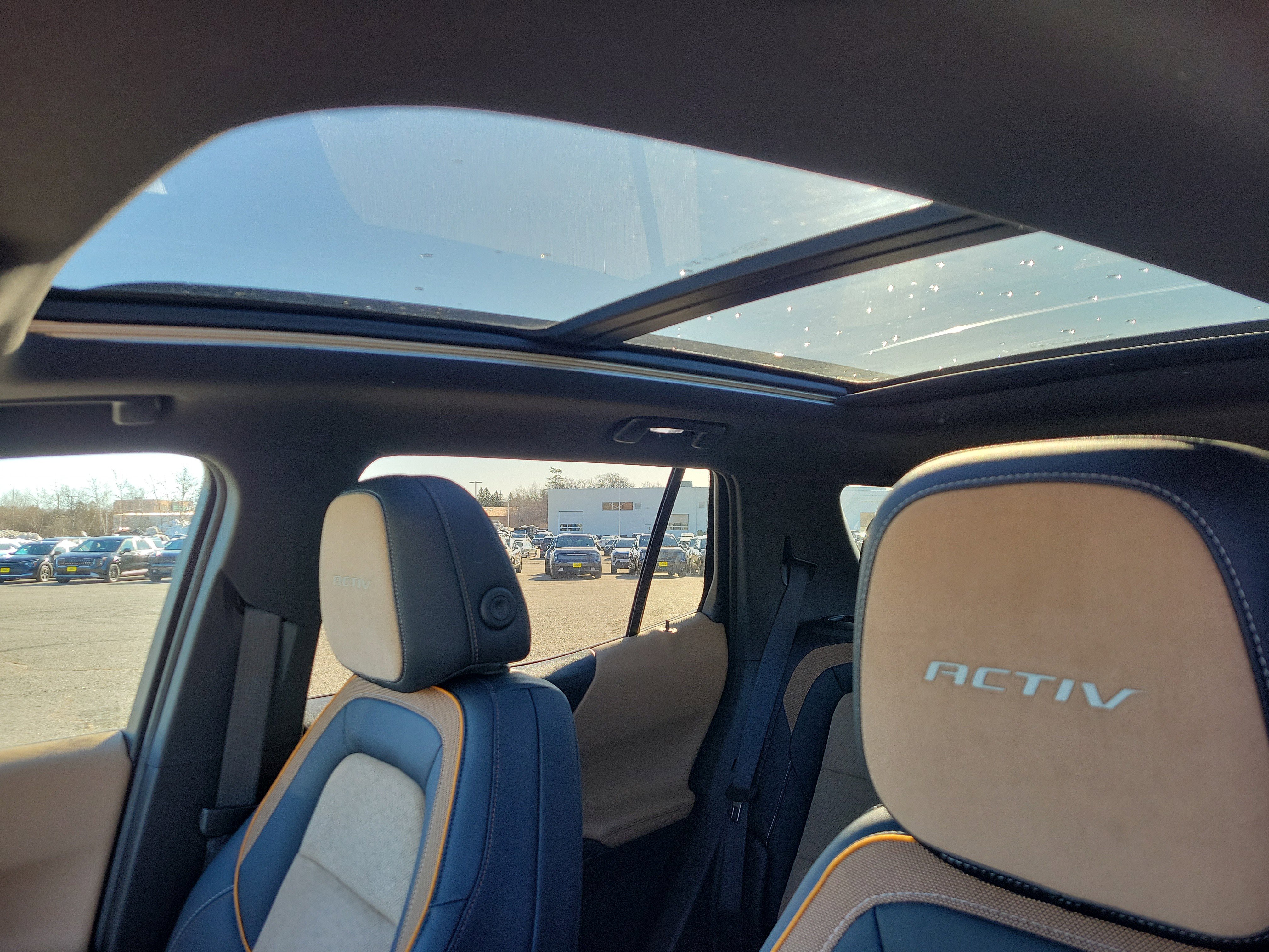 Certified 2026 Chevrolet Equinox ACTIV w/ Convenience Package III image 28