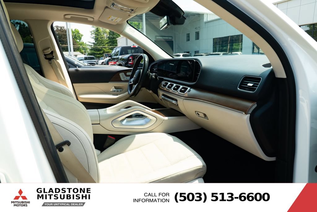 Used 2021 Mercedes-Benz GLE 450 4MATIC w/ AMG Line Exterior image 28