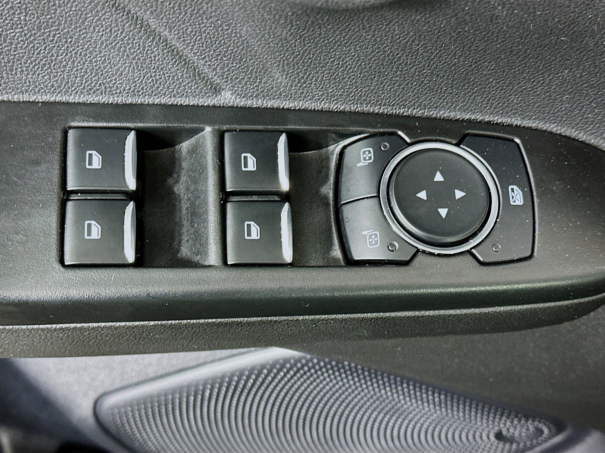 Used 2024 Ford Escape Active image 15