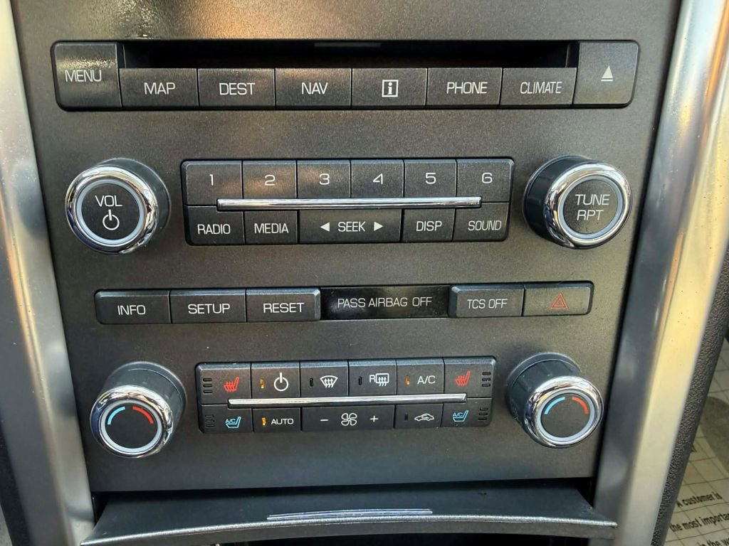 Used 2012 Lincoln MKZ FWD image 21