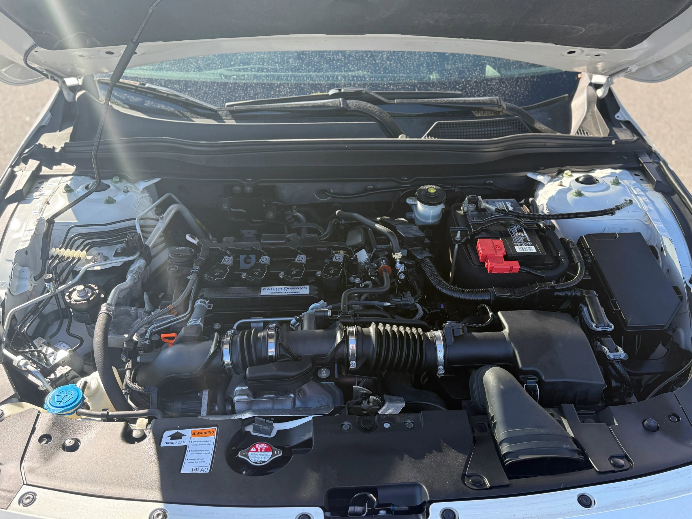 Used 2018 Honda Accord Touring image 11