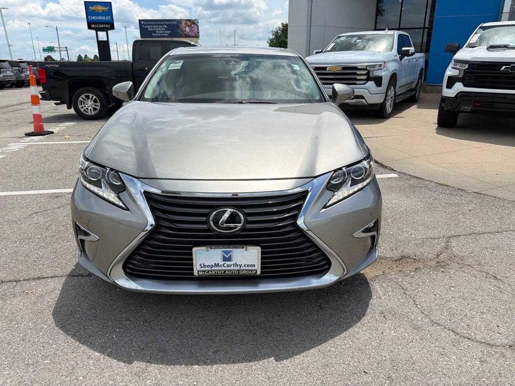 Used 2016 Lexus ES 350 w/ Luxury Package w/Wood Trim FWD image 8