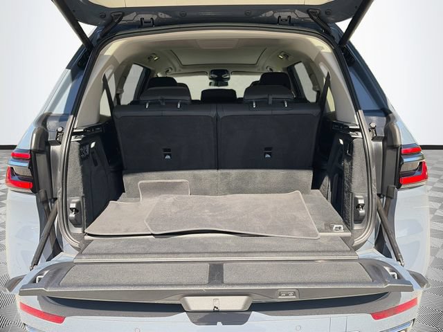 Used 2024 BMW X7 xDrive40i AWD/4WD image 27