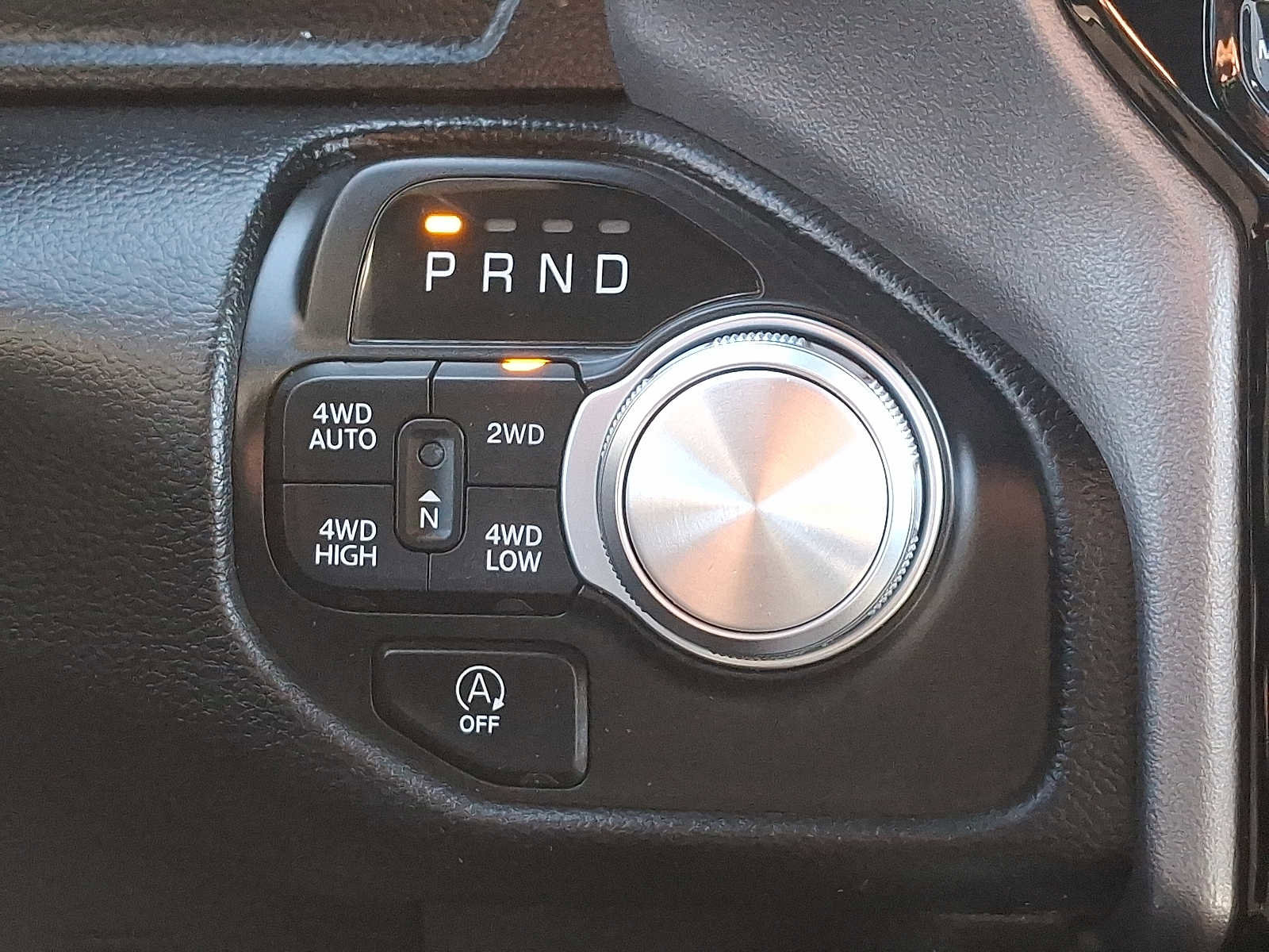 Used 2023 RAM 1500 Laramie AWD/4WD image 14