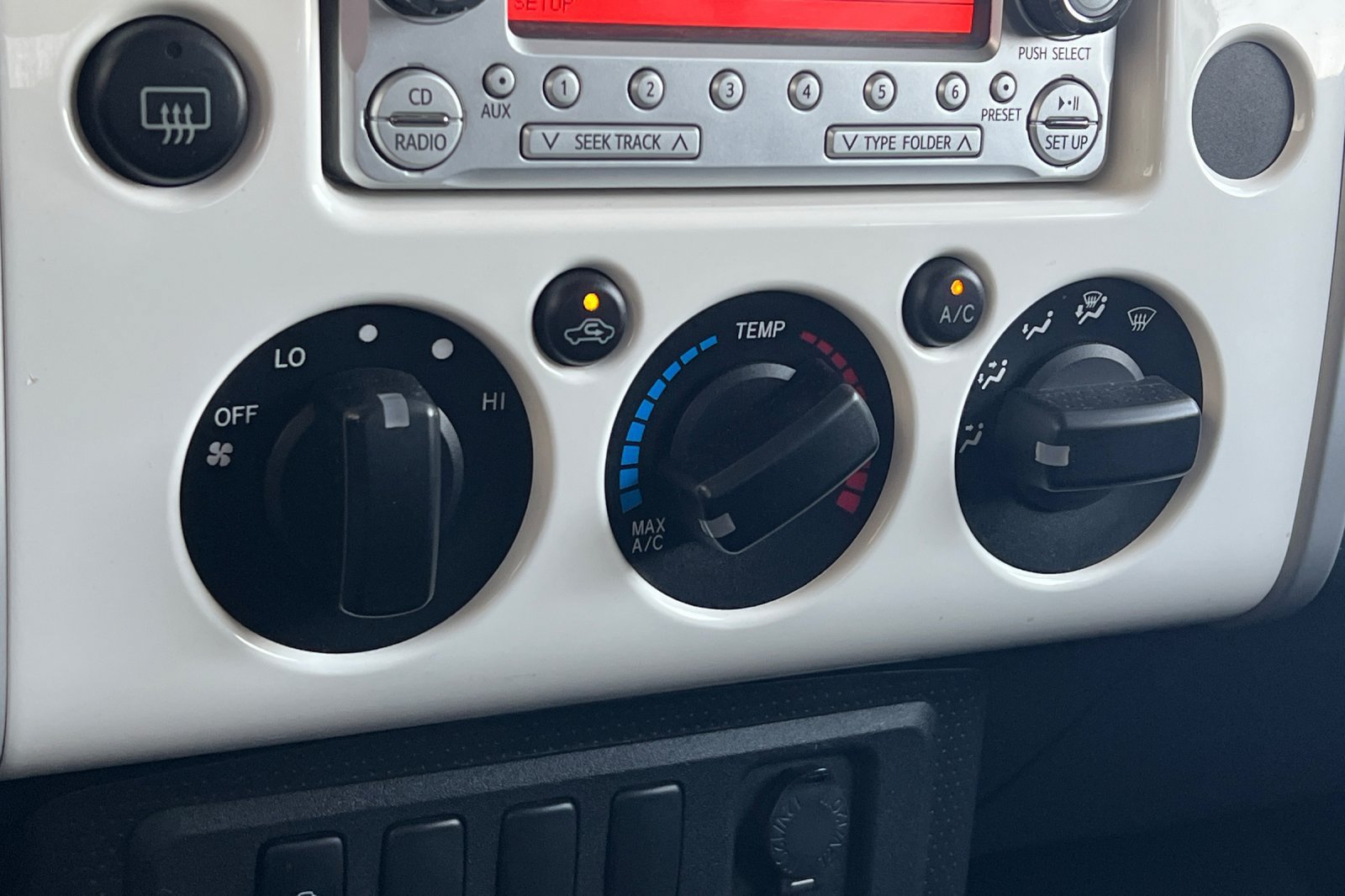 Used 2013 Toyota FJ Cruiser 4WD w/ Convenience Pkg image 20