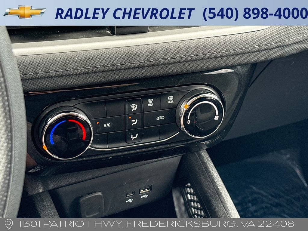 Certified 2025 Chevrolet TrailBlazer LT AWD/4WD image 10