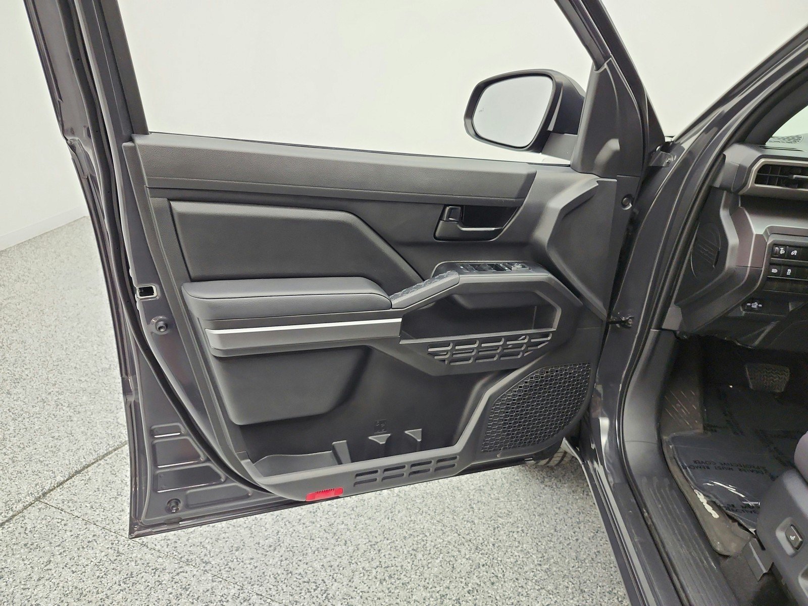 Used 2026 Toyota Tacoma SR5 RWD image 14