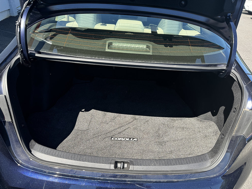 Certified 2023 Toyota Corolla LE w/ Carpet Mat Package (TMS) FWD image 10