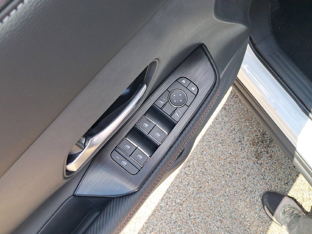 New 2026 Nissan Kicks SR AWD/4WD image 12