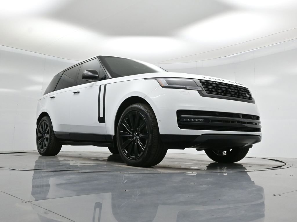 Used 2025 Land Rover Range Rover SE image 43