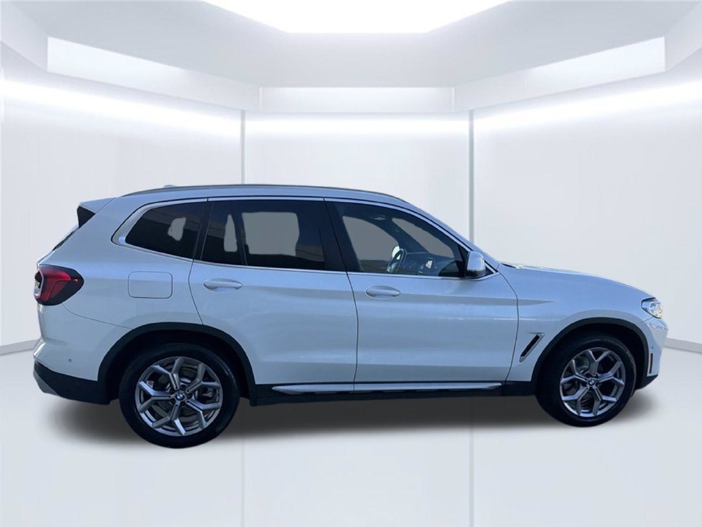 Used 2023 BMW X3 xDrive30i w/ Convenience Package AWD/4WD image 8