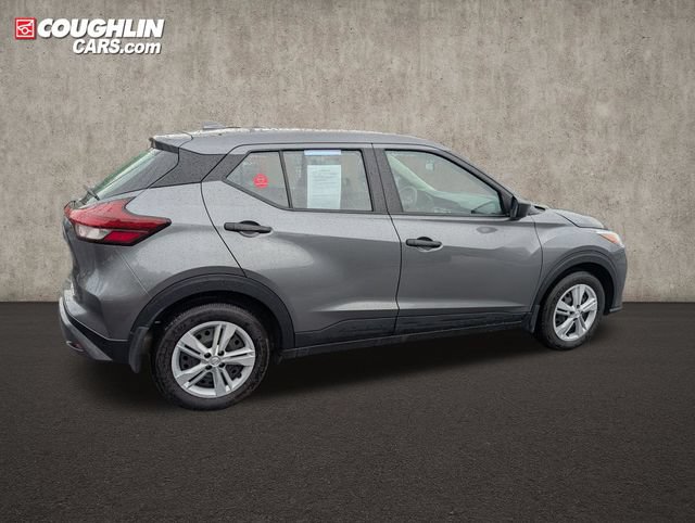 Certified 2025 Nissan Kicks Play S FWD image 8