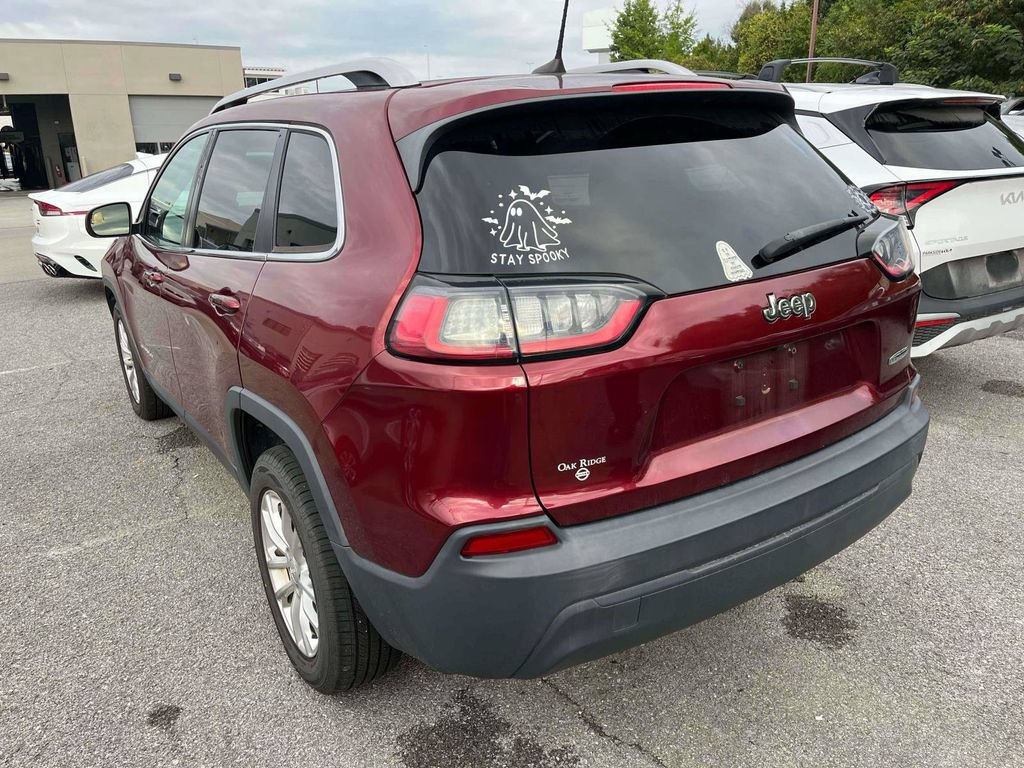 Used 2019 Jeep Cherokee Latitude w/ Popular Appearance Group FWD image 3