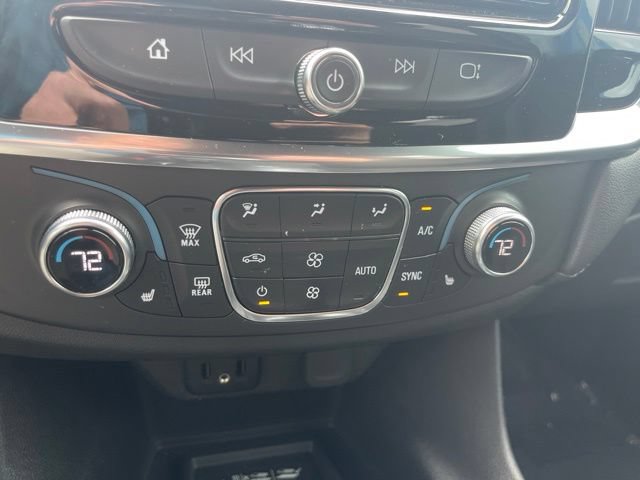 Used 2023 Chevrolet Traverse LT FWD image 25