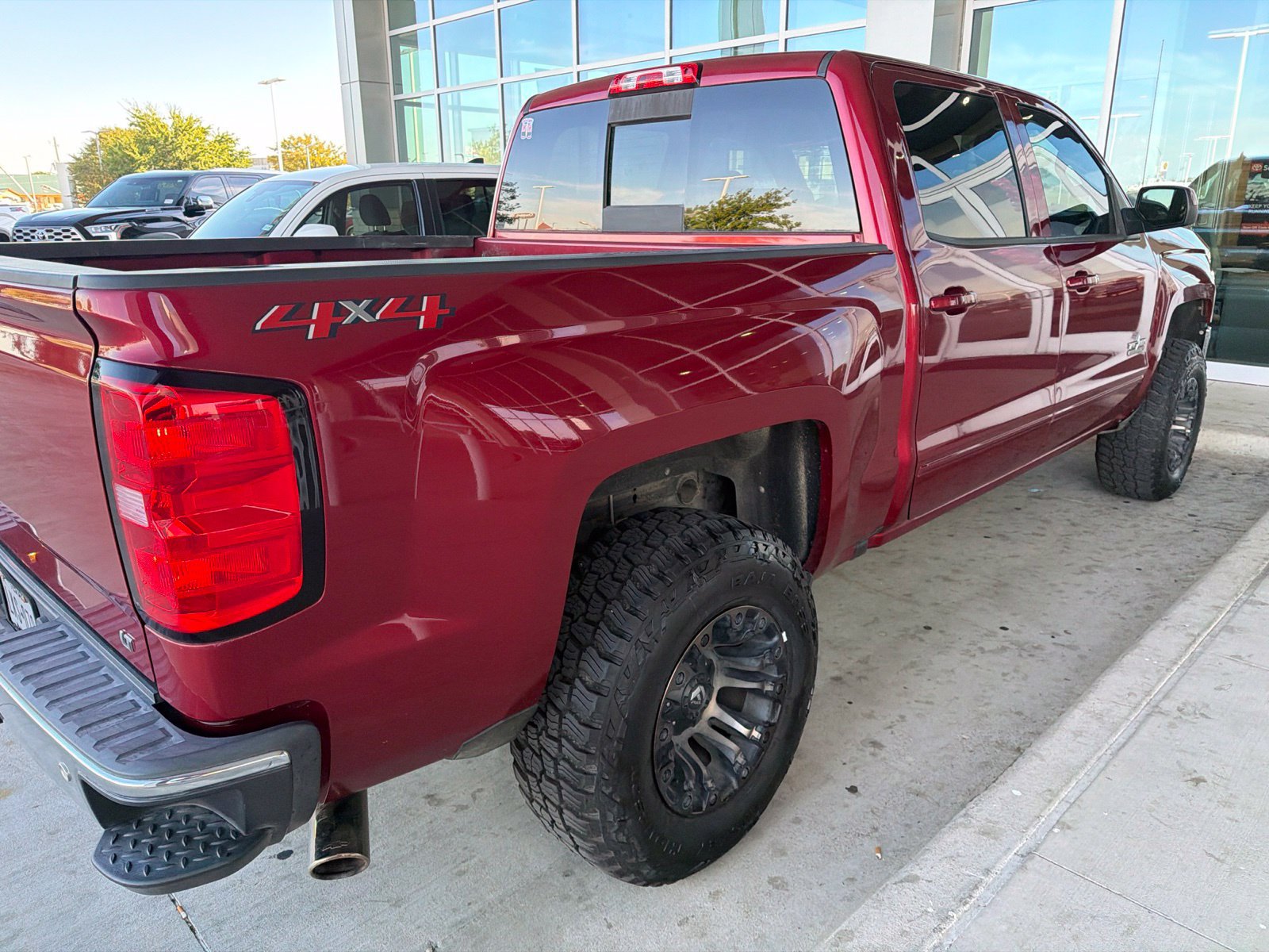 Used 2018 Chevrolet Silverado 1500 LT w/ Texas Edition AWD/4WD image 24