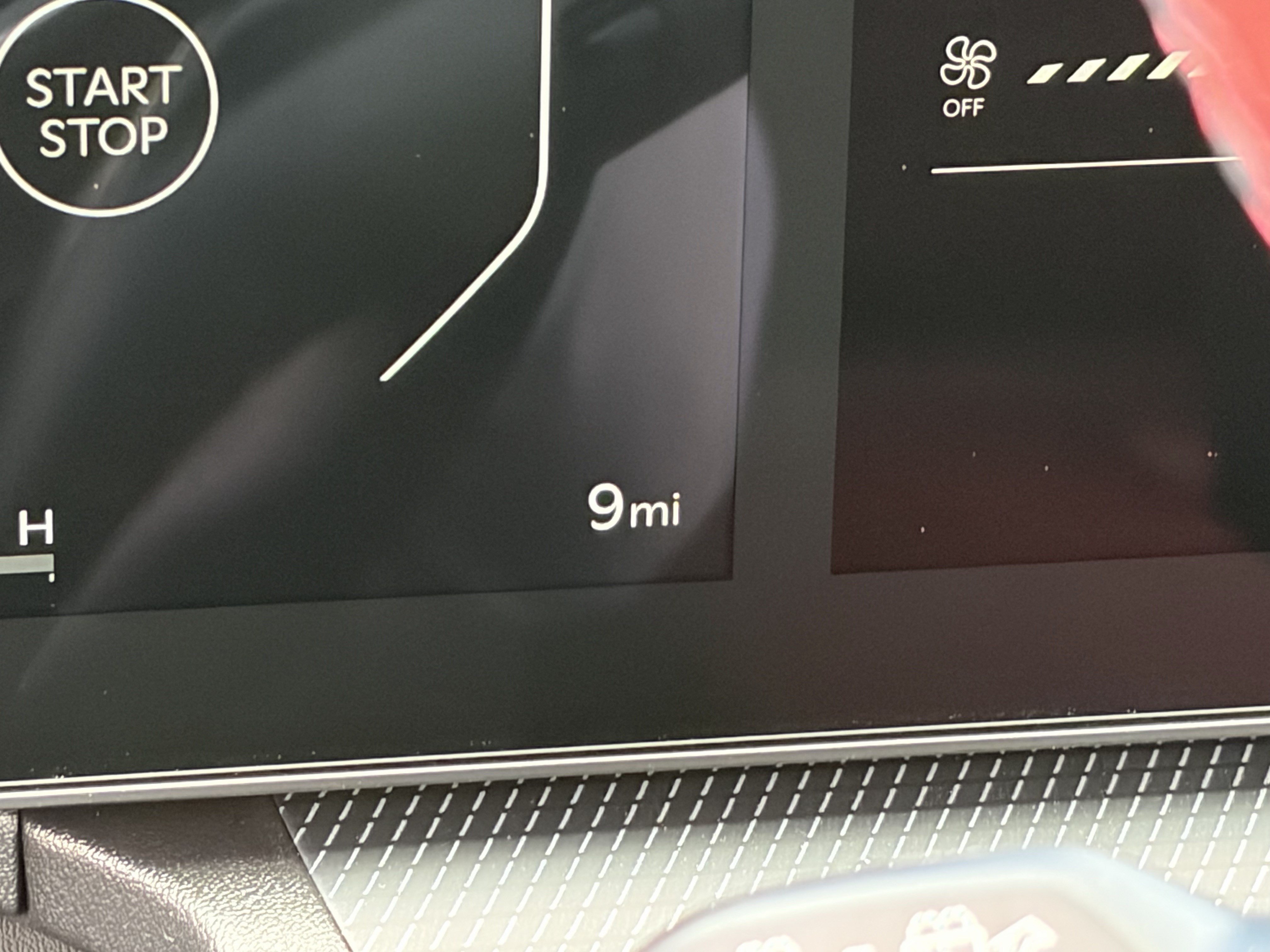 New 2026 Kia K4 GT-Line Turbo w/ GT-Line Premium Package FWD image 32