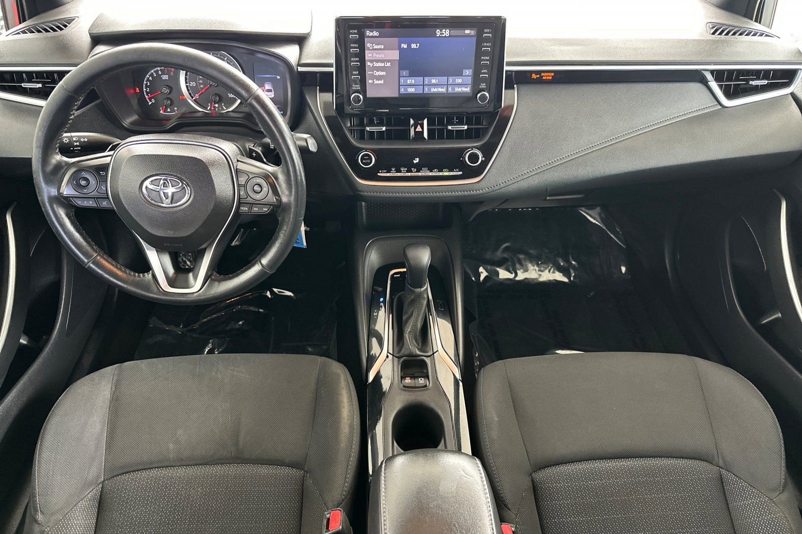Used 2020 Toyota Corolla SE w/ Carpet Mat Package (TMS) FWD image 14