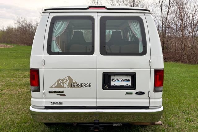 Used 2010 Ford E-150 and Econoline 150 RWD image 4
