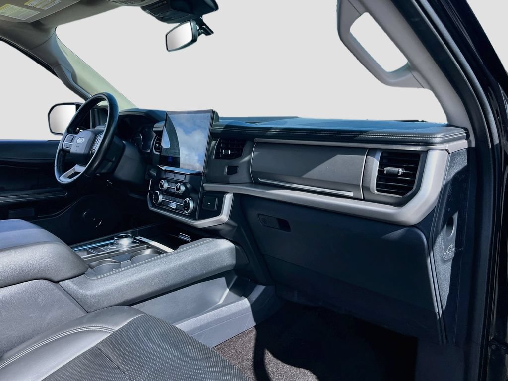 Used 2022 Ford Expedition XLT RWD image 31