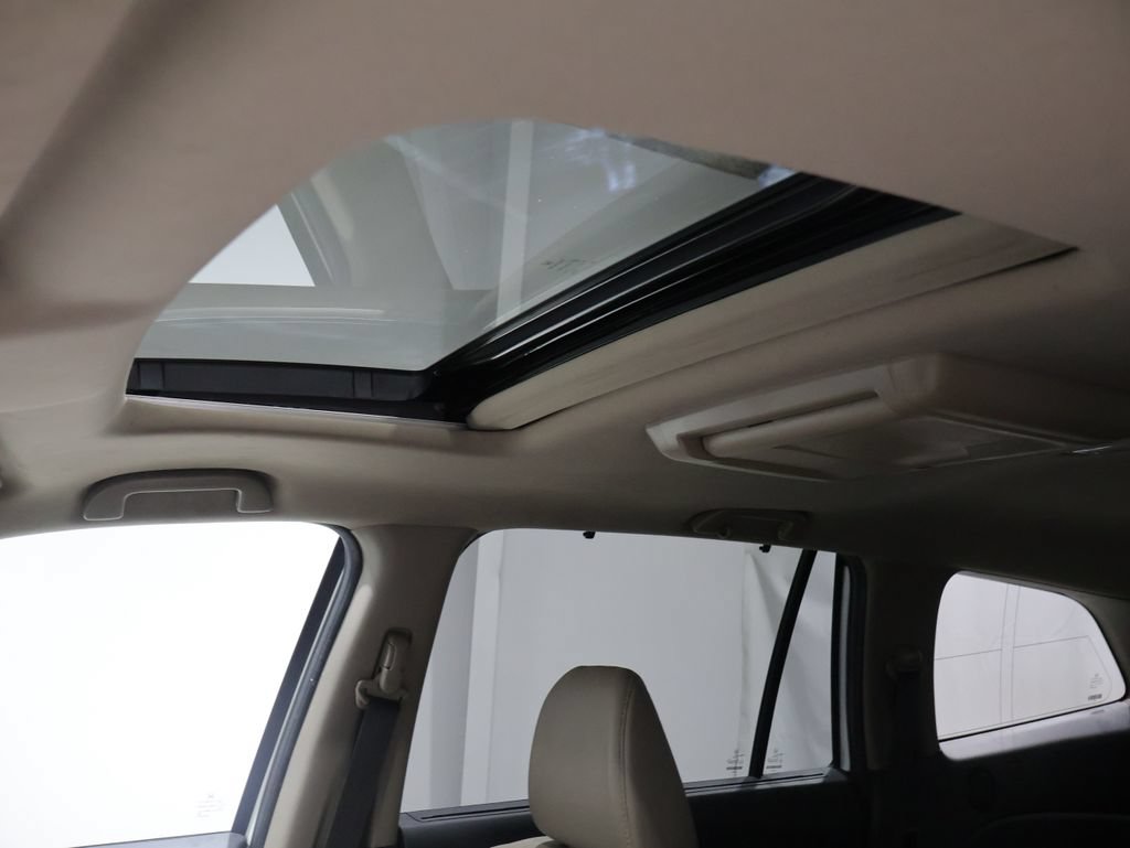Used 2017 Honda Pilot Touring image 9