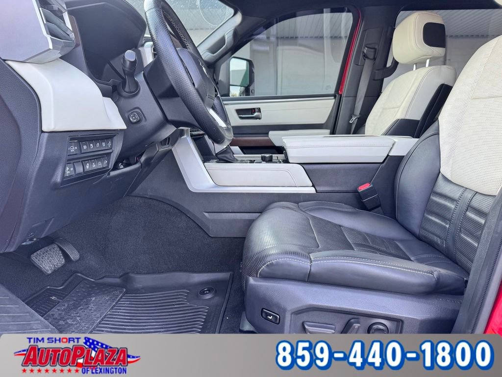 Used 2023 Toyota Sequoia Capstone AWD/4WD image 38