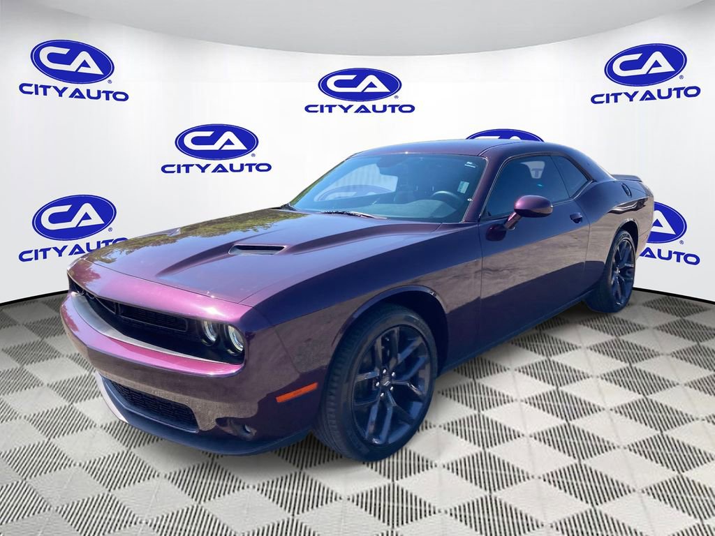 Used 2021 Dodge Challenger SXT w/ Blacktop Package image 7