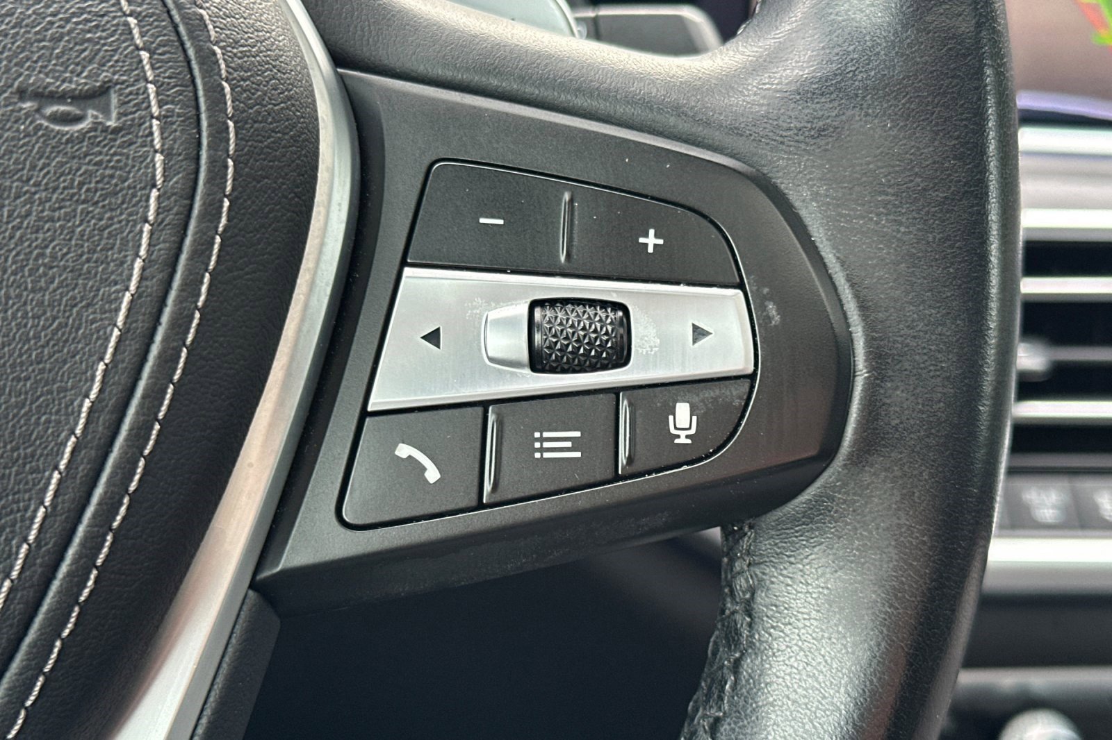 Used 2020 BMW X5 sDrive40i w/ Premium Package image 31