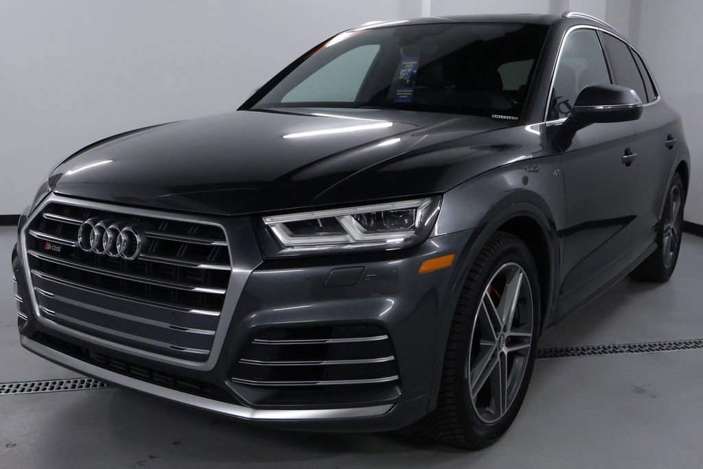 Used 2018 Audi SQ5 Premium Plus w/ S Sport Package image 3