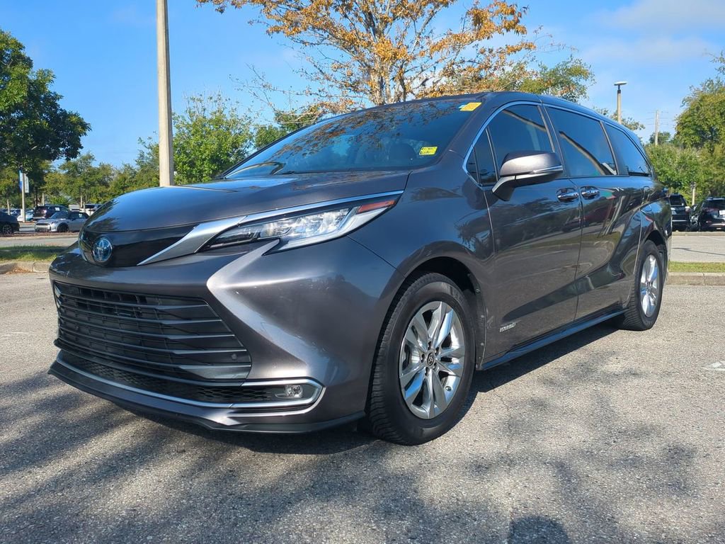 Used 2021 Toyota Sienna Limited