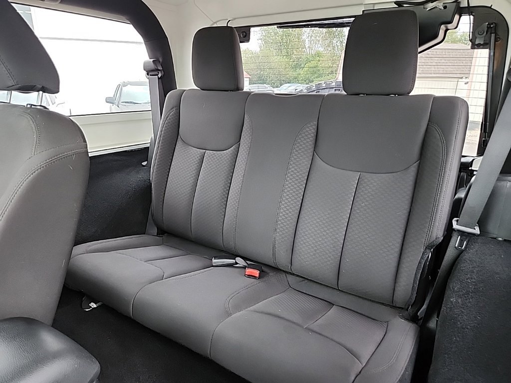 Used 2017 Jeep Wrangler Sport AWD/4WD image 26